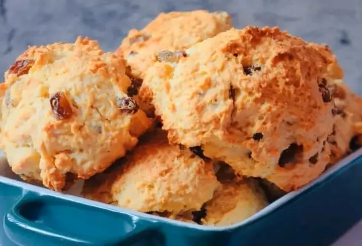 Coconut rock buns