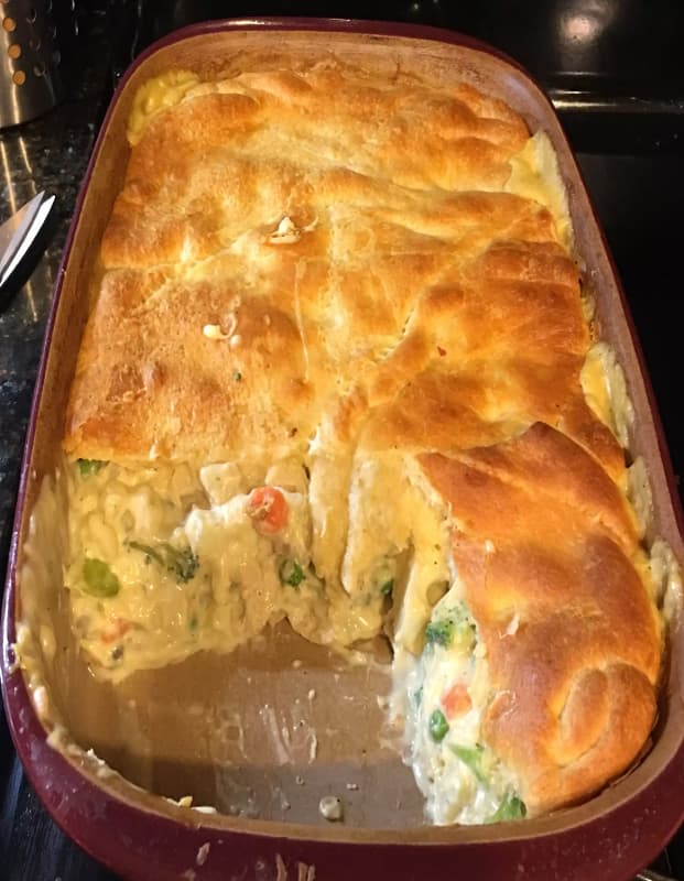 easy chicken, pot, pie, recipe, with, cream,of chicken, soup,