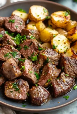 Garlic Butter Steak Bites and Potatoes