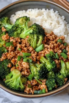Honey Sriracha Ground Chicken and Broccoli Recipe
